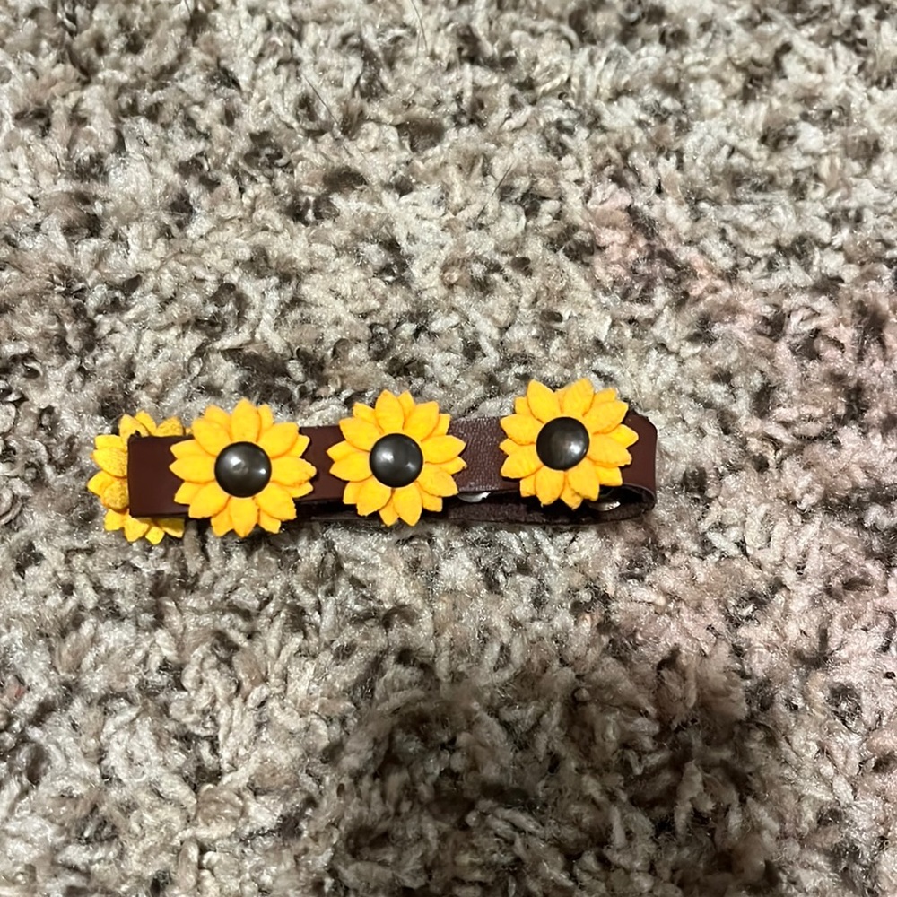 Sunflower leather bracelet